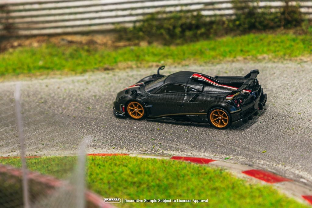 Pagani Imola Matt Black Carbon Fiber T64G-TL046-BCF