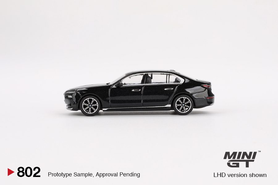 BMW i7 eDrive50 Black Sapphire MGT00802