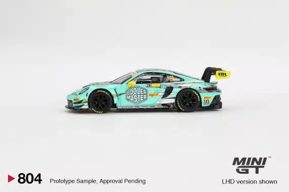 Porsche 911 GT3 R #28 HubAuto Racing 2023 FIA GT World Cup 70th Macau Grand Prix