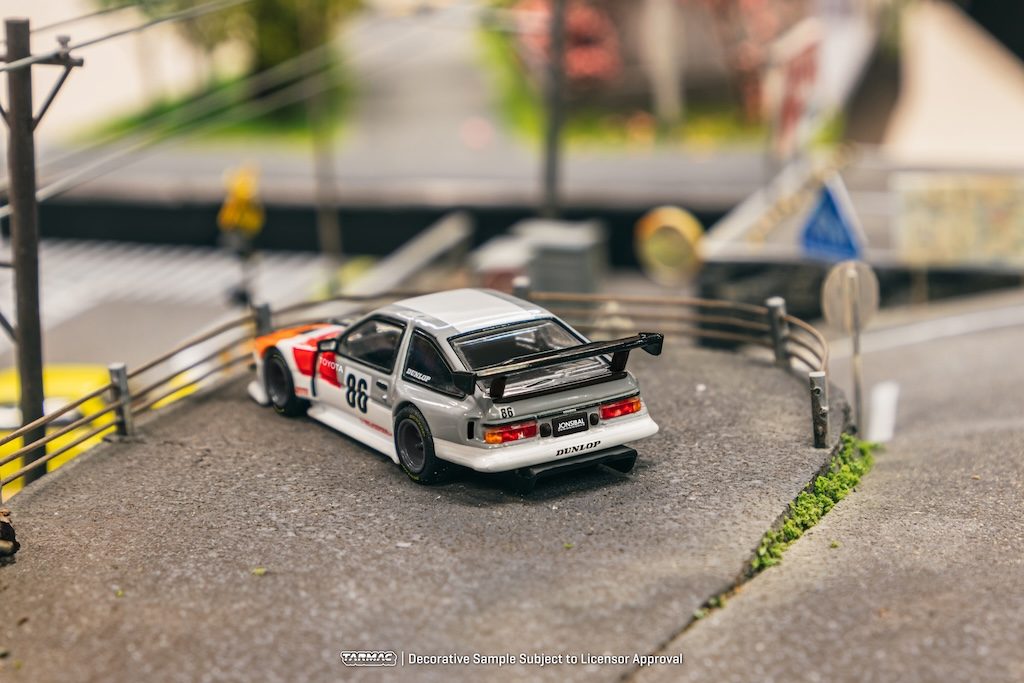 Toyota Sprinter Trueno AE86 Widebody TRD