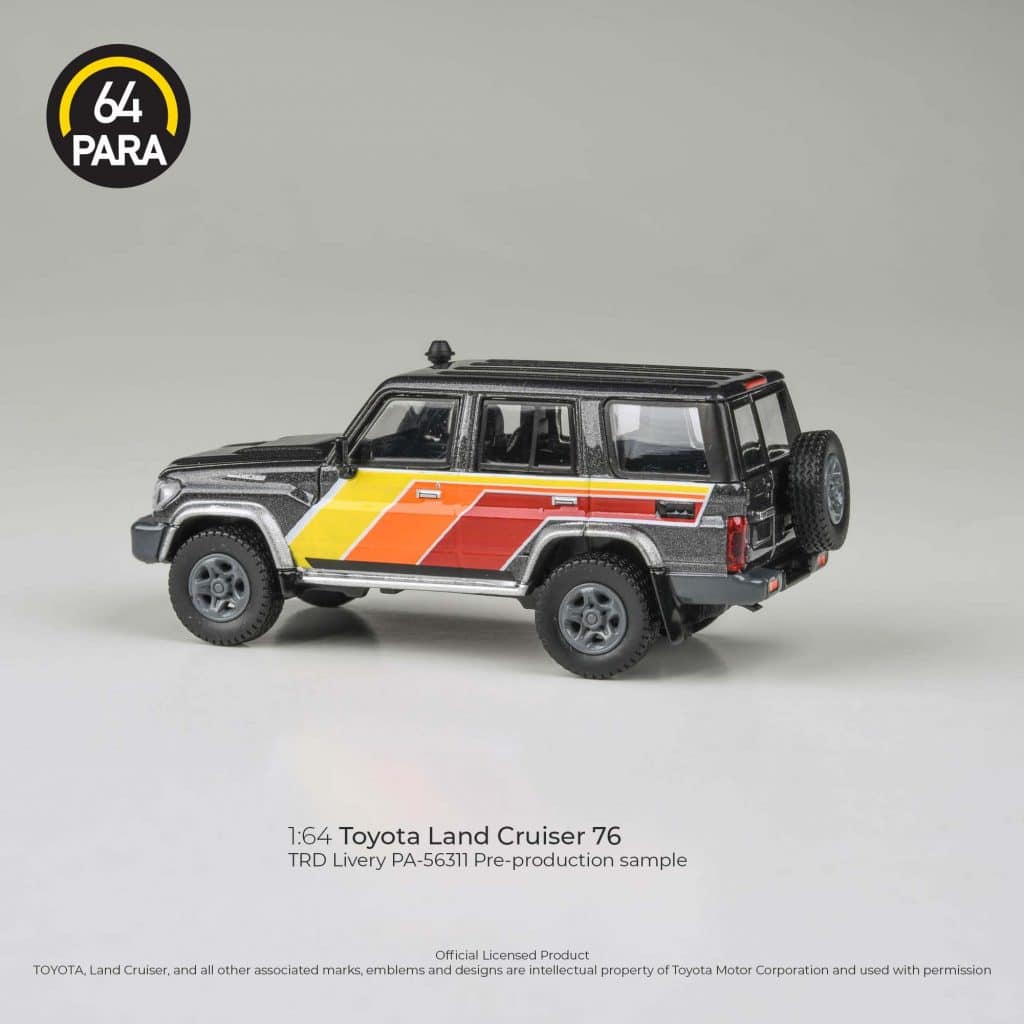 PARA64 1:64 2014 Toyota Land Cruiser LC 76 TRD Livery