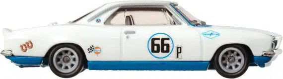 Hot Wheels Premium Boulevard - '66 Chevrolet Corvair Yenko Stinger