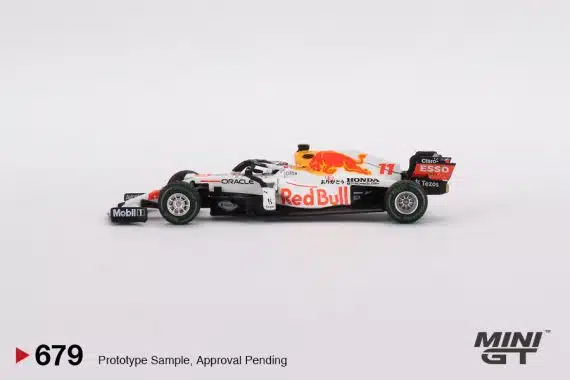 MINI GT No.679 Red Bull RB16B #11 Sergio Pérez 2021 Turkish Grand Prix 3rd Place MGT00679
