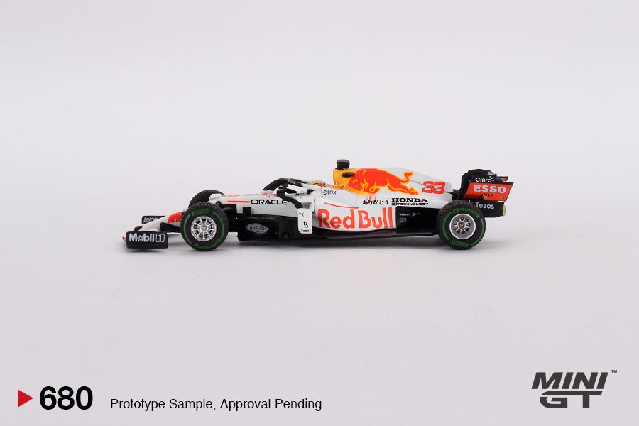 Red Bull RB16B #33 Max Verstappen 2021 Turkish Grand Prix 2nd Place MGT00680