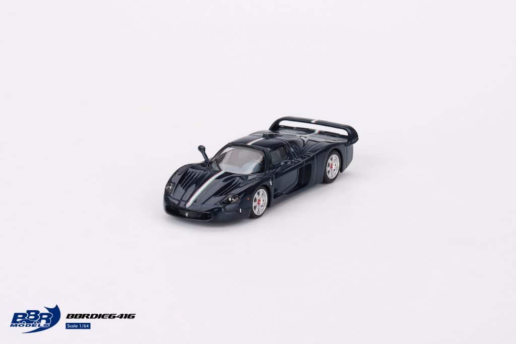 BBR Models 1:64 Maserati MC12 Stradale Blue Metallic w/Stripe BBRDIE6416