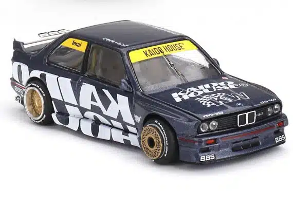 MINI GT No.154 BMW M3 (E30) Kaido Works V1 KHMG154