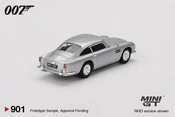 Aston Martin DB5 "Thunderball" English Blister Packaging