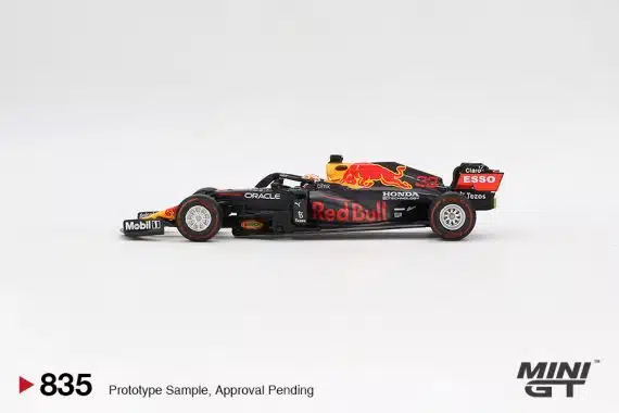 MINI GT No.835 Red Bull RB16B #33 Max Verstappen 2021 Abu Dhabi Grand Prix Winner