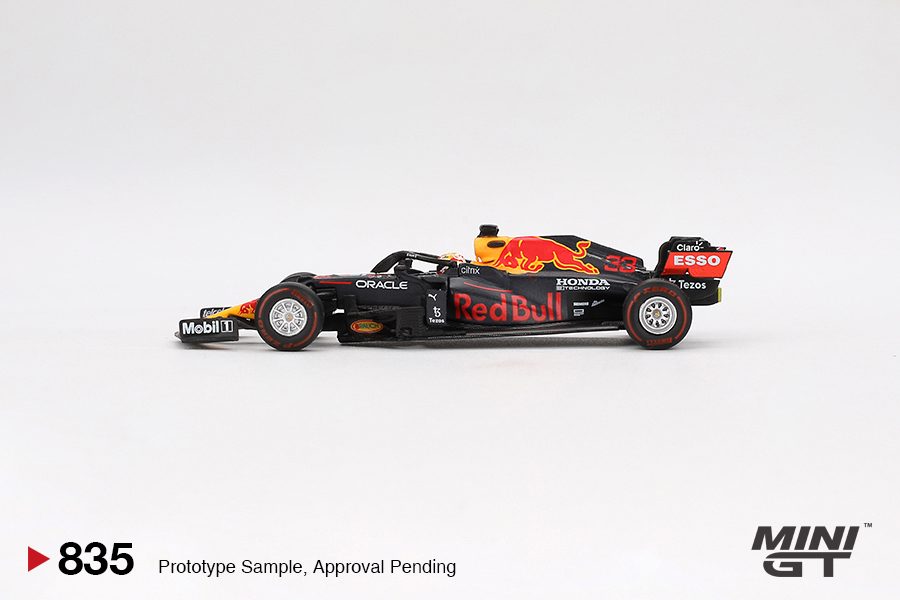 MINI GT No.835 Red Bull RB16B #33 Max Verstappen 2021 Abu Dhabi Grand Prix Winner