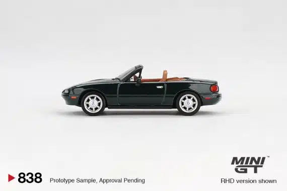 MINI GT No.838 Eunos Roadster V-Special MGT00838
