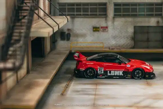 LB-Silhouette WORKS GT NISSAN 35GT-RR Silhouette T43-022-SIL