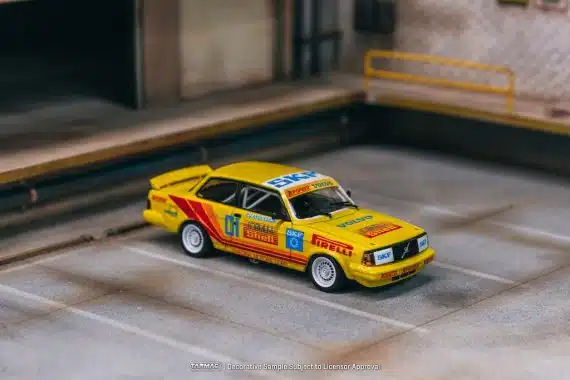 Volvo 240 Turbo Thai Group A Championship Bira Circuit Pattaya Winner