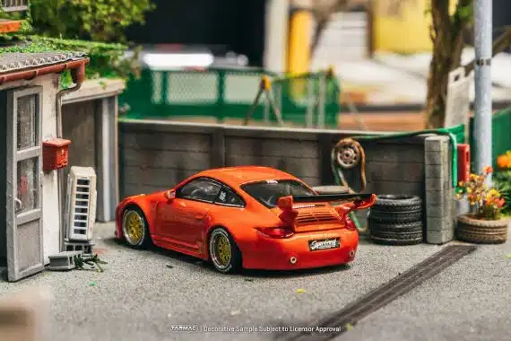 Old & New 997 Red Metallic T64R-TL053-REM