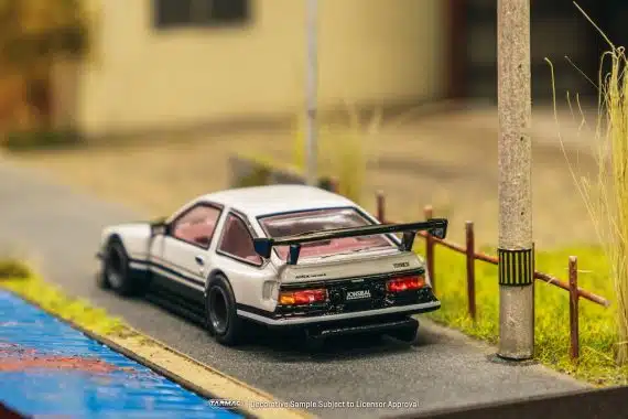 Toyota Sprinter Trueno AE86 Widebody by Jon Sibal
