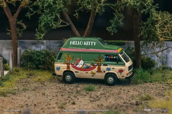 Volkswagen T3 Van Hello Kitty Camping