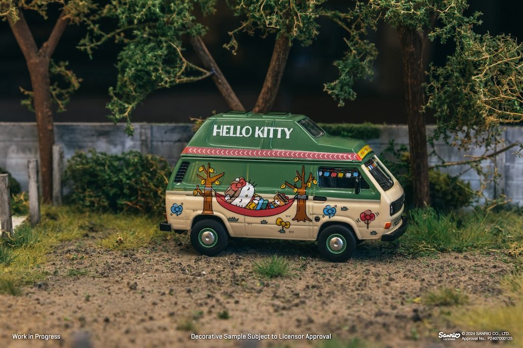 Volkswagen T3 Van Hello Kitty Camping
