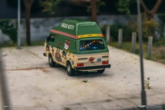 Volkswagen T3 Van Hello Kitty Camping