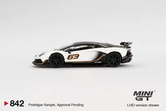 Lamborghini Aventador SVJ 63 Bianco Asopo MGT00842