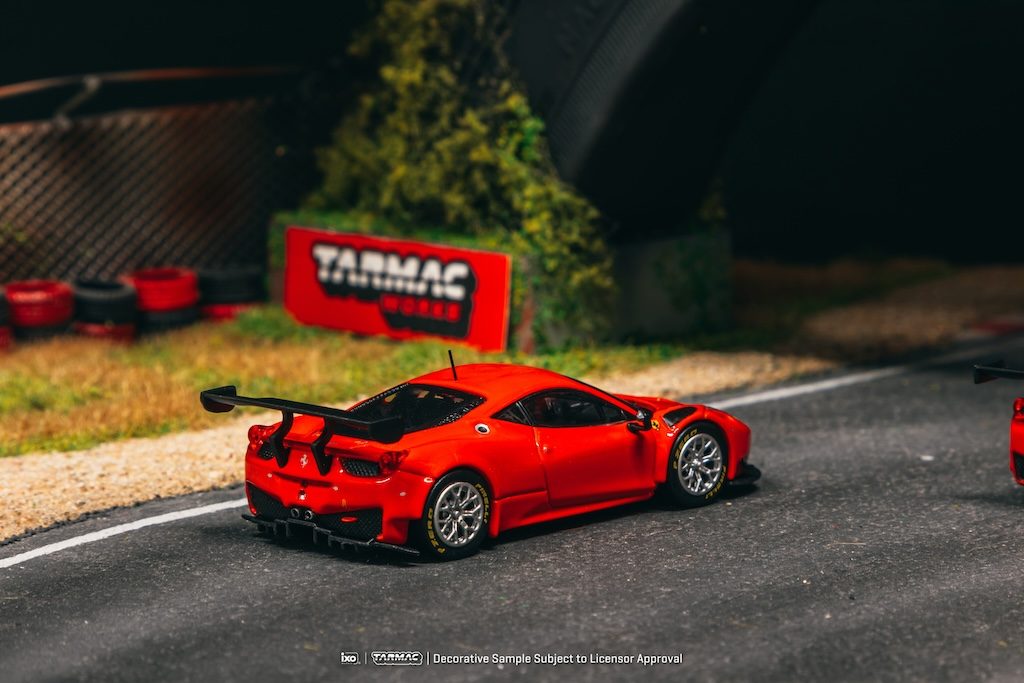ROAD64 Ferrari 458 Italia GT3 Red T64R-074-RE