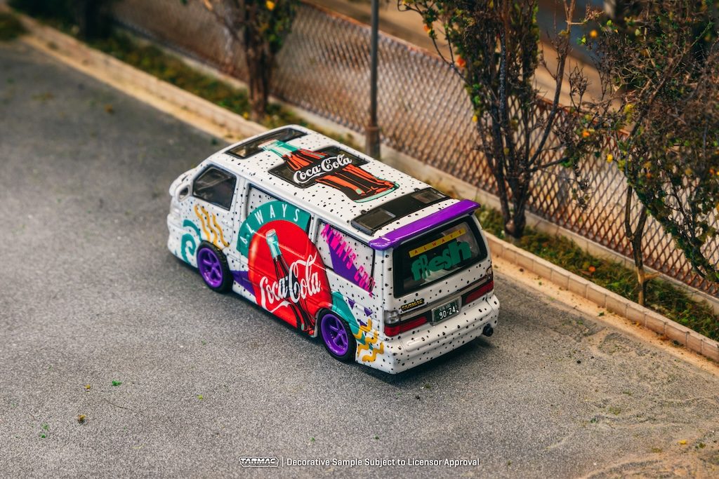 HOBBY64 Toyota Hiace Wagon Custom Coca-Cola Delivery Van T64-078-CC