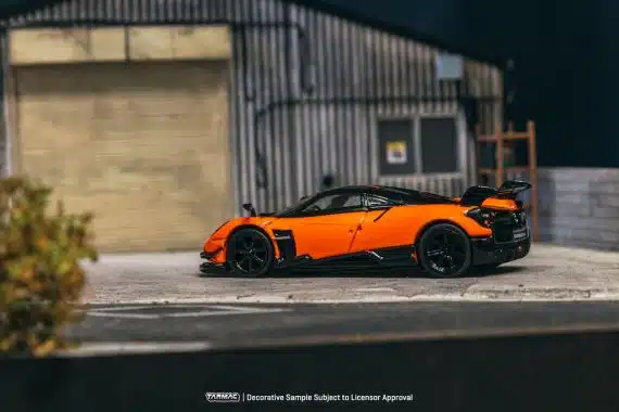 Tarmac Works 1:64 GLOBAL64 Pagani Huayra BC Arancio Saint Tropez