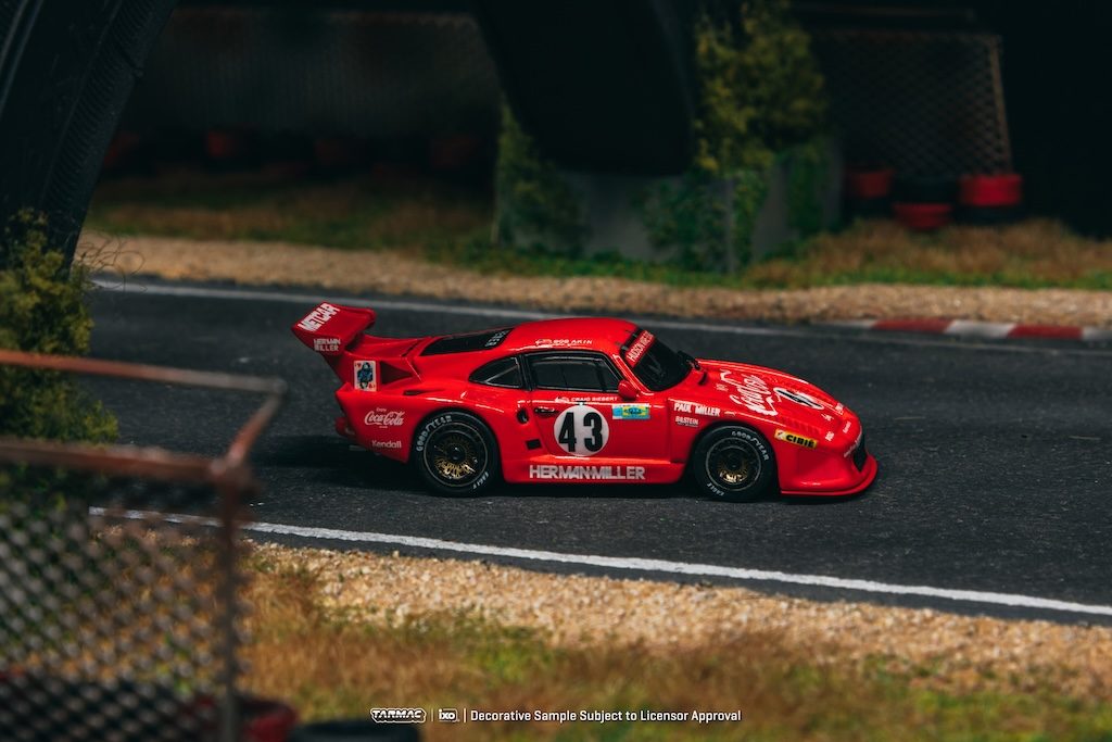 Tarmac Works 1:64 HOBBY64 Porsche 935 K3 24h of Le Mans 1981 Bob Akin