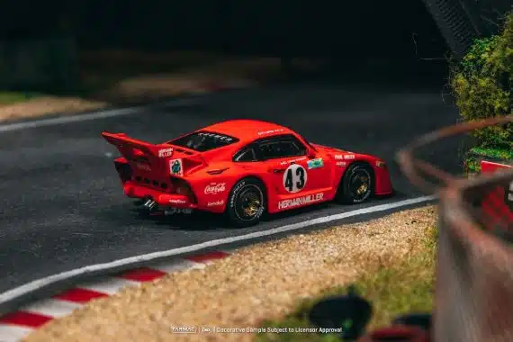 Tarmac Works 1:64 HOBBY64 Porsche 935 K3 24h of Le Mans 1981 Bob Akin