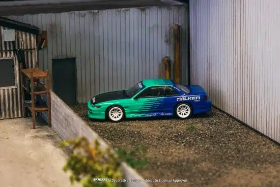 VERTEX Nissan Silvia (S13) Falken T64G-025-FA
