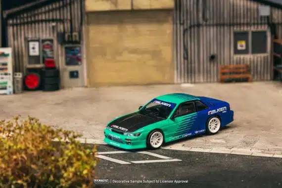 VERTEX Nissan Silvia (S13) Falken T64G-025-FA