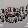 MINI GT Oracle Red Bull Racing RB19 #11 Sergio Pérez 2023 F1 2023 Japanese Grand Prix Pit Crew Set