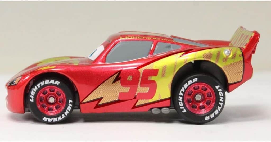 Takara Tomy Tomica Disney Pixar Cars 3 C-32 Lightning McQueen