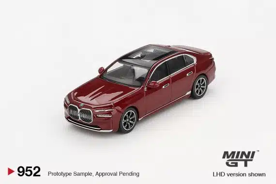 MINI GT No.952 BMW i7 xDrive60 Aventurin MGT00952