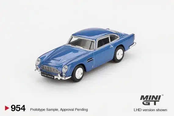 MINI GT No.954 Aston Martin DB5 Sierra Blue MGT00954