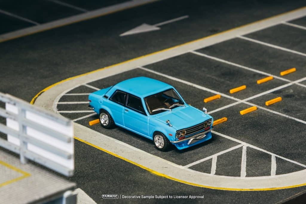 Tarmac Works 1:64 ROAD64 Datsun 510 Light Blue T64R-052-LB
