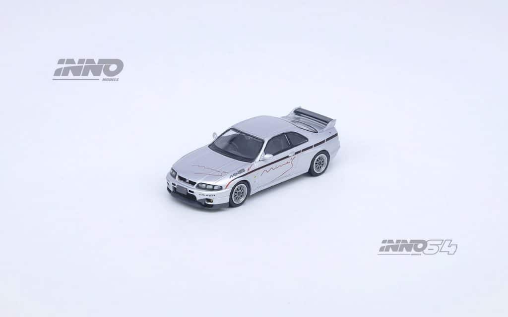 INNO64 1:64 NISSAN SKYLINE GR-R (R33) "Tuned by Mine's" IN64-R33-MINES-S