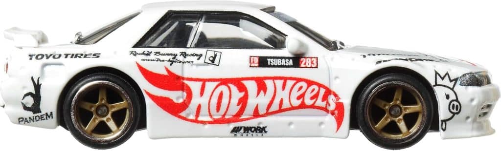Hot Wheels Premium Car Culture Modern Classics Nissan Skyline GT-R (R32) Pandem HRV68
