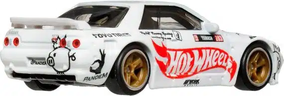 Hot Wheels Premium Car Culture Modern Classics Nissan Skyline GT-R (R32) Pandem HRV68