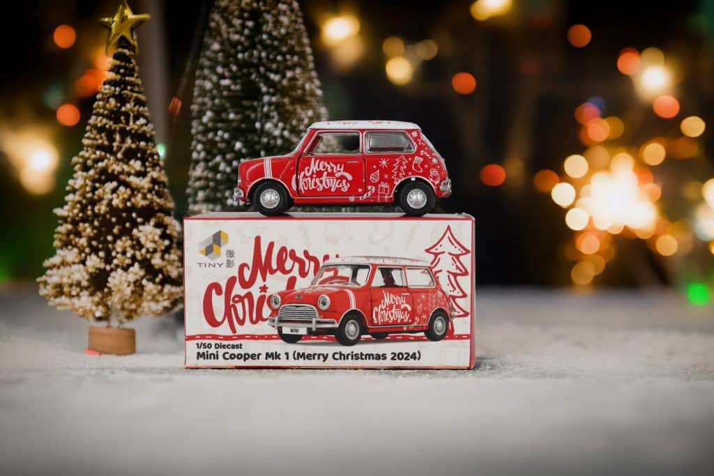 TINY Mini Cooper Mk 1 (Merry Christmas) MINI0008