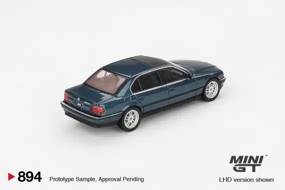 MINI GT No.894 BMW 750IL Sorrento Blue Metallic MGT00894