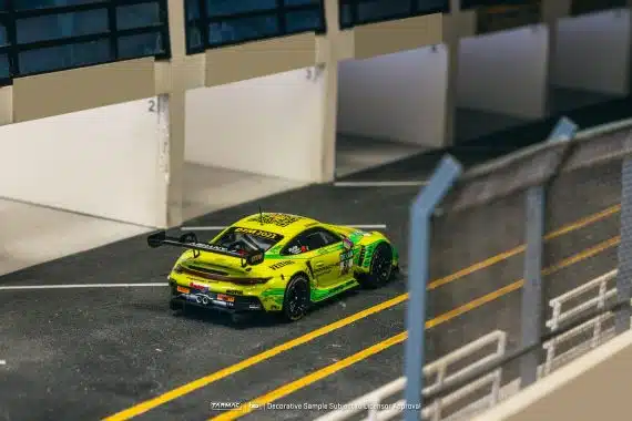 Tarmac Works 1:64 HOBBY64 Porsche 911 GT3 R DTM Champion 2023