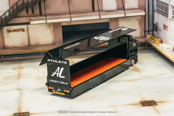 Tarmac Works 1:64 TRUCK64 Mitsubishi Fuso Super Great LB-TRUCKS T64T-TL001-LBB