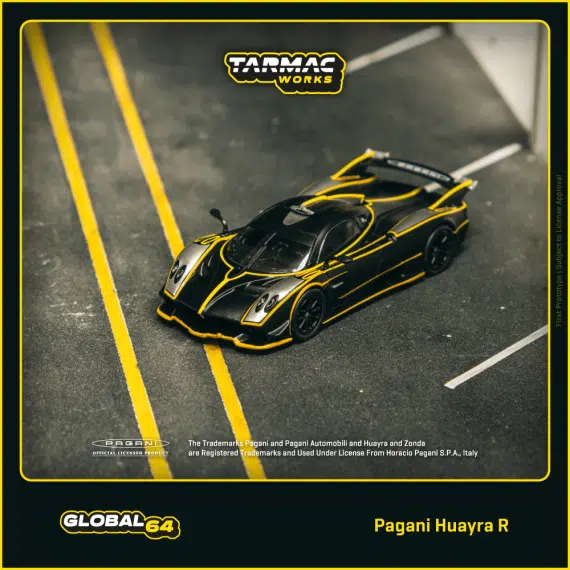 Tarmac Works 1:64 GLOBAL64 Pagani Huayra R Matt Black / Silver T64G-TL035-MBS