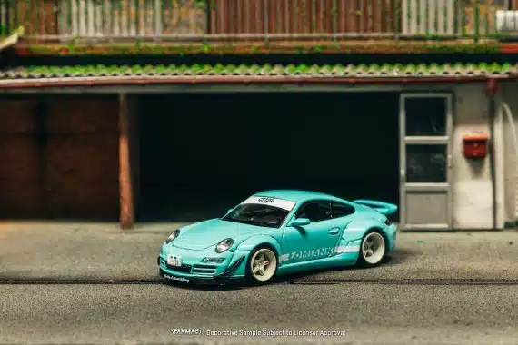 Tarmac Works 1:64 HOBBY64 RWB 997 Lomianki T64-057-LO
