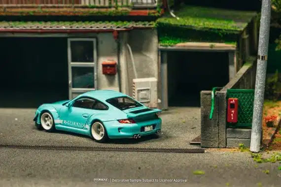 Tarmac Works 1:64 HOBBY64 RWB 997 Lomianki T64-057-LO