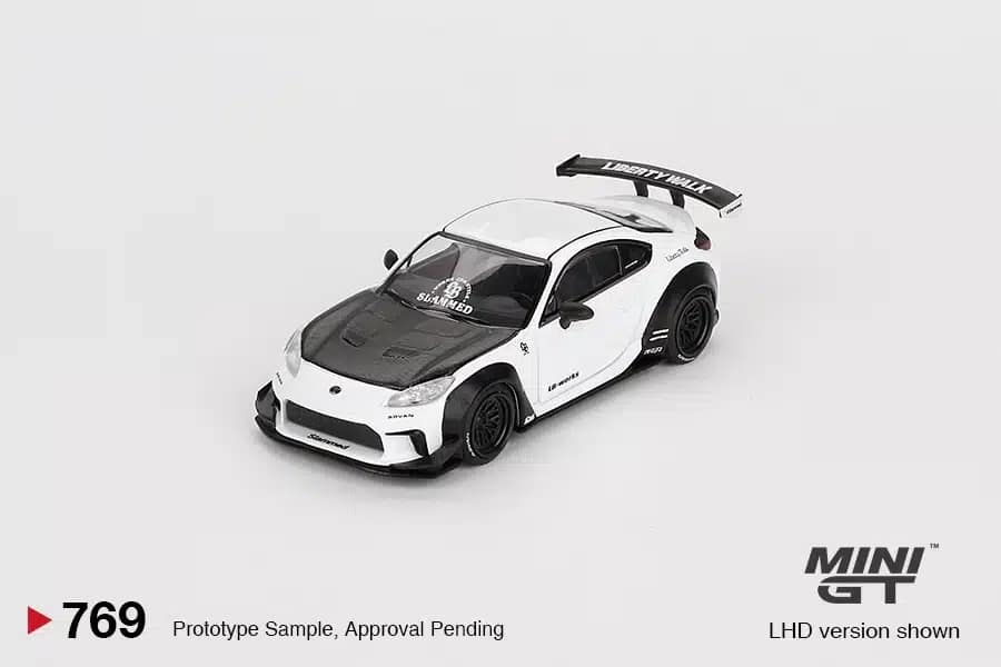 MINI GT No.769 Toyota GR86 LB★Nation White