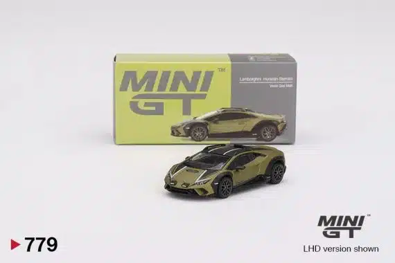 MINI GT No.779 Lamborghini Huracán Sterrato Verde Gea Matt