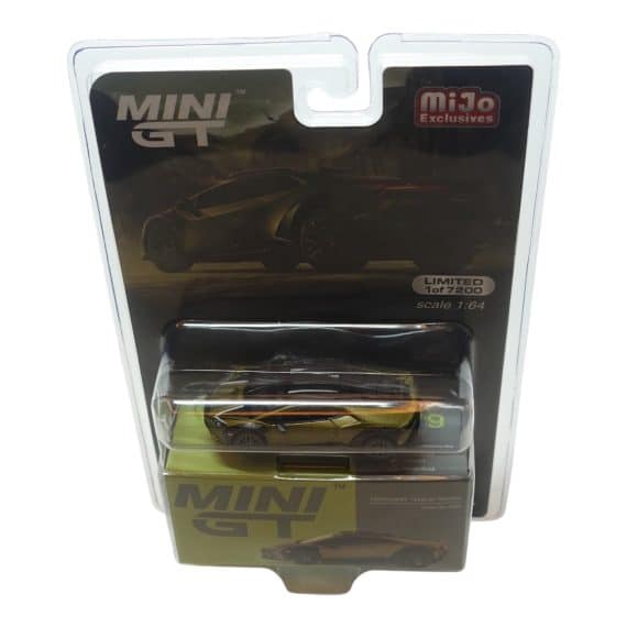MINI GT No.779 Lamborghini Huracán Sterrato Verde Gea Matt