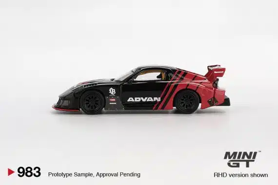 MINI GT No.983 Mazda RX-7 LB-Super Silhouette Advan MGT00983