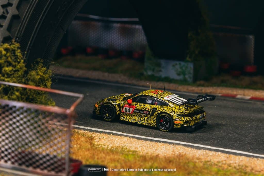 Tarmac Works 1:64 HOBBY64 Porsche 911 GT3 R Nürburgring 24h 2023 T64-084-23NUR54