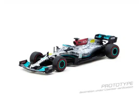Tarmac Works 1:64 GLOBAL64 Mercedes-AMG F1 W12 E Performance Las Vegas Grand Prix Launch Party T64G-F037-LV
